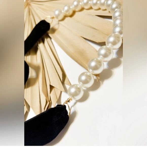 Anthro pearl choker #576 - Picture 5 of 7